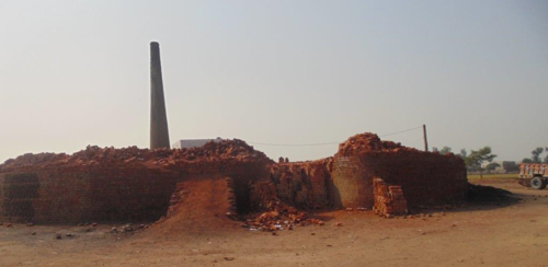 Brick kiln where Shehzad and Shama worked. Brick kiln where Shehzad and Shama worked.